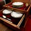 Сундук «Астра» с фарфором — серебро 925 пробы Сундук «Астра» с фарфором — серебро 925 пробы